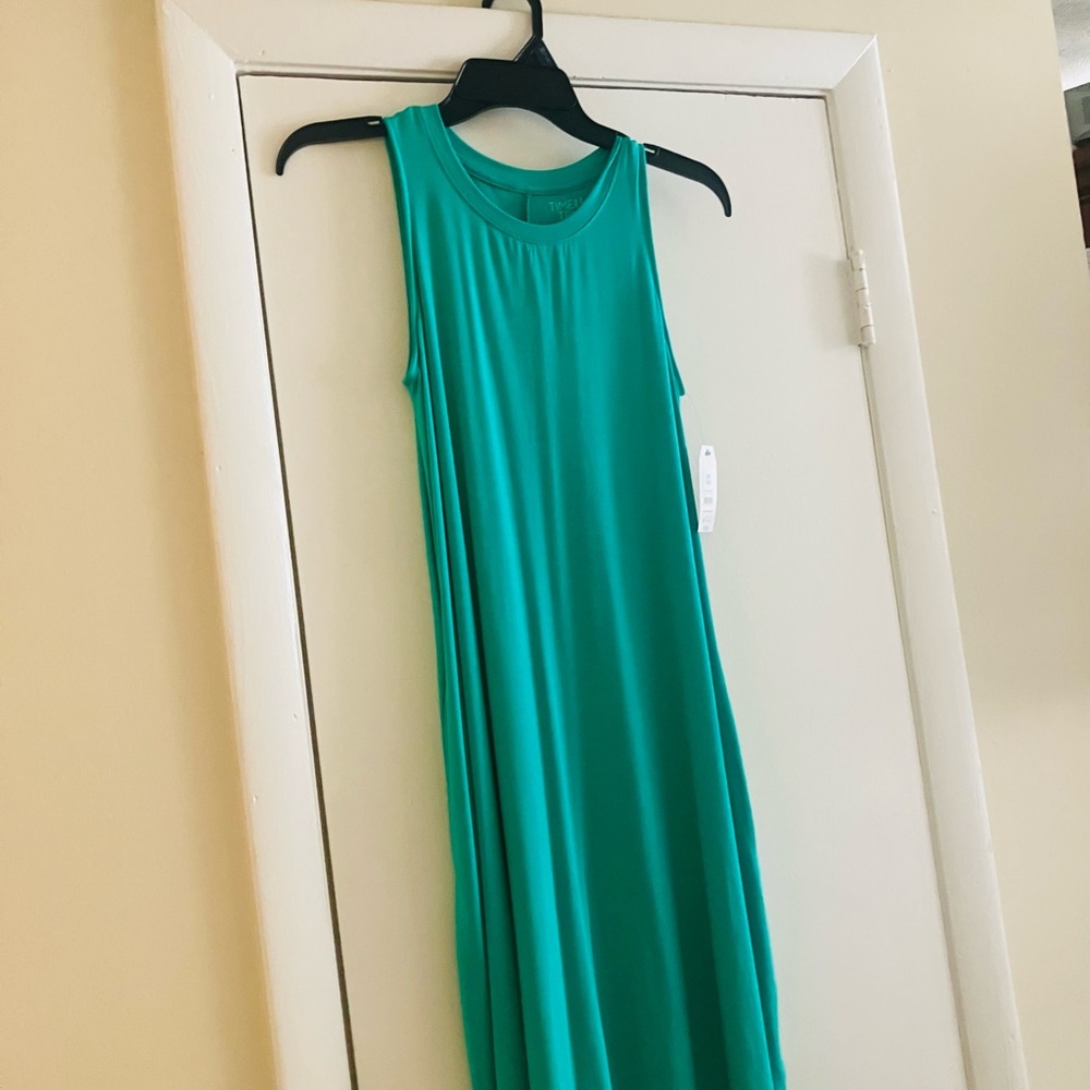 Time and Tru Sleeveless Green Midi Dress